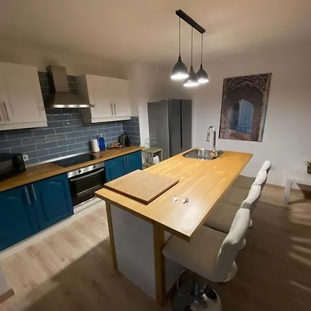 Apartment South And Charming *